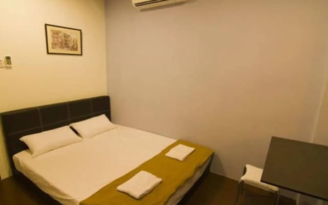 Guest Inn Muntri - photo 4