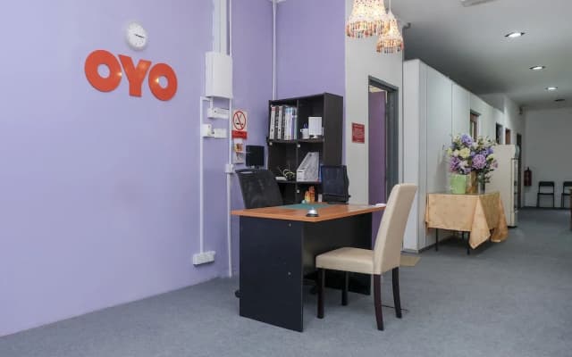 OYO 90180 Gemilang Hotel Kerteh - photo 4
