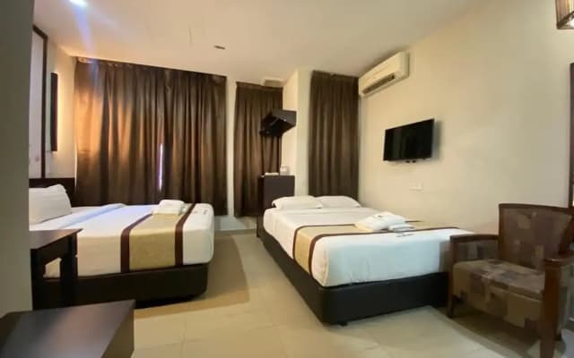 D&f BOUTIQUE HOTEL SENAWANG - photo 4