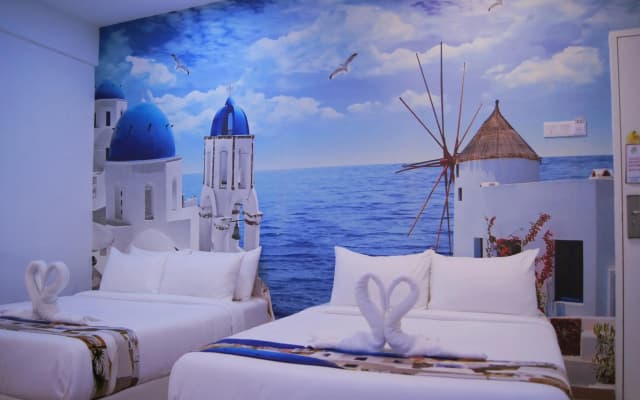 Santorini Hotel Melaka - photo 2