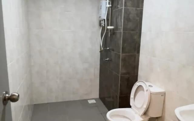 Vista Bangi 1 Bedroom service apartment with swimming pool - photo 2