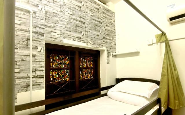 Amethyst Love Guesthouse - photo 2