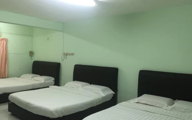 Top Travellers Inn - photo 4