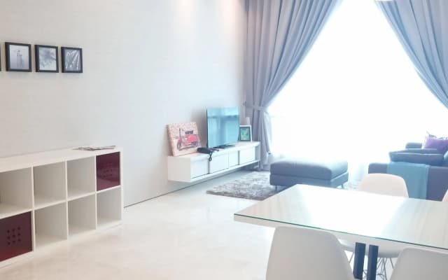 KL Luxury Suites - photo 4
