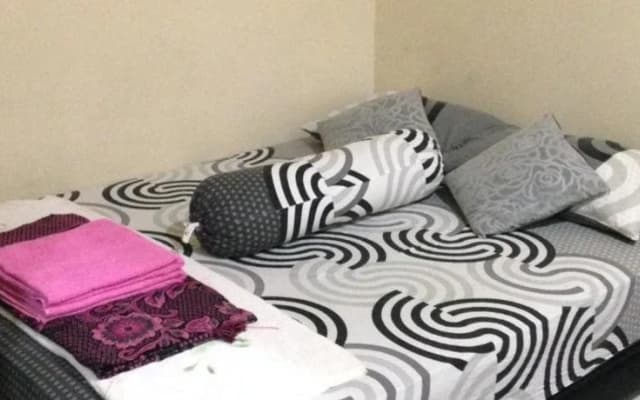 Mangga Guesthouse - photo 2