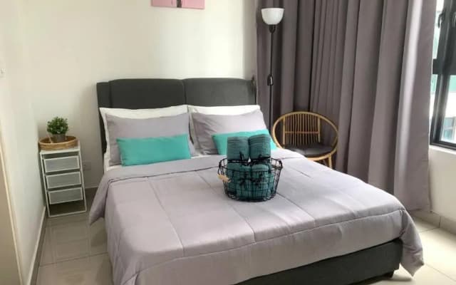 Hello Ruma, Conezion IOI City Mall Putrajaya, 2 rooms, Pool View - photo 2