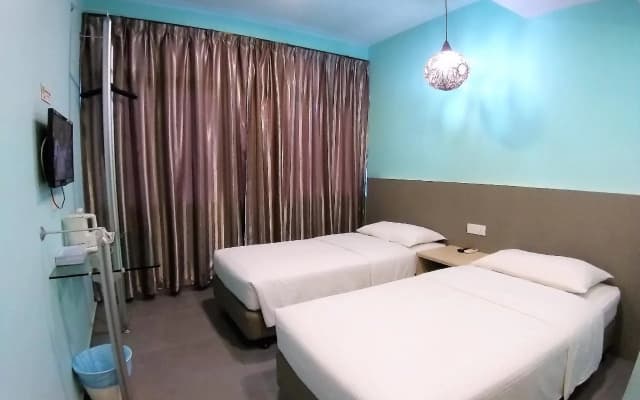 Hotel Nur Temerloh - photo 4