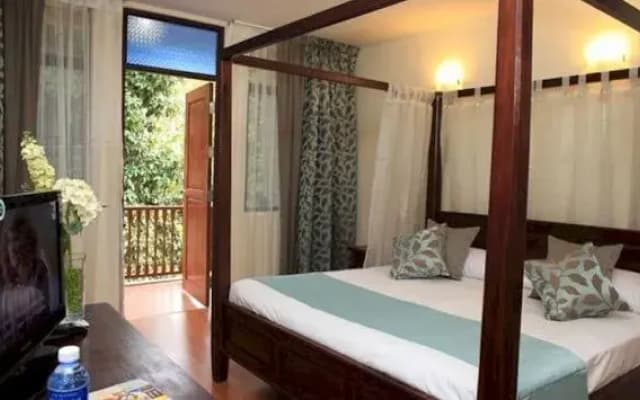 Suria Hill Country House, Janda Baik - photo 4