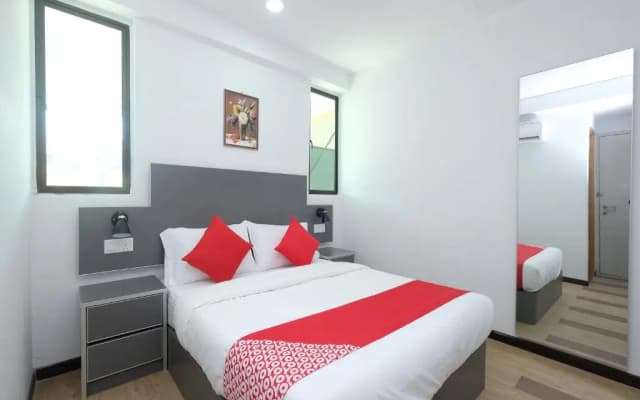 OYO 44043 First Garden Hotel - photo 5