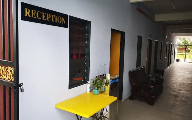 SPOT ON 90164 Homestay Al Hafiz - photo 2