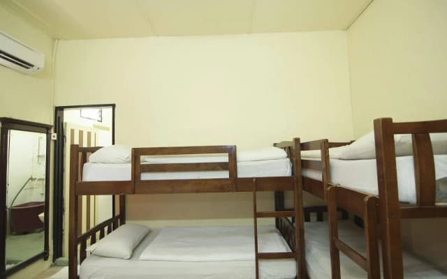 Anggerik Lodging Hotel - photo 5