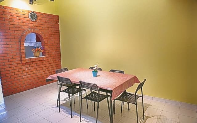 19, Maxi GuestHouse ||2 Mins Walk to Taman Bahagia LRT - photo 3