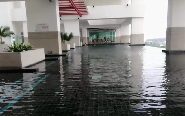 JOHOR BAHRU City-CIQ,City Square,Paradigm,Lego - photo 3