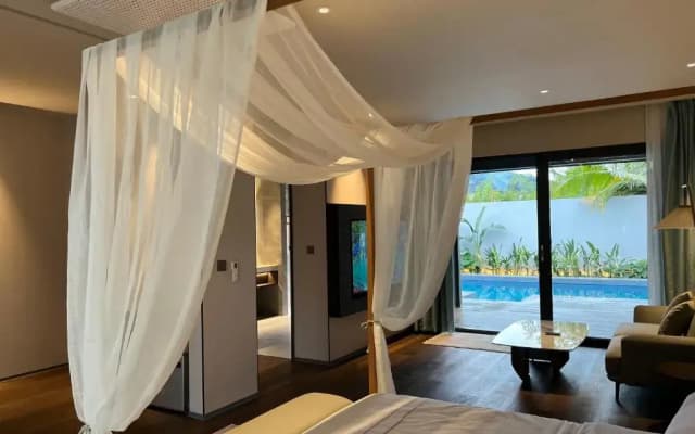 Looma Private Pool Villas - photo 2