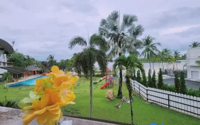 Langkawi Lagoon Resort 3 pax by Define Suite - photo 3