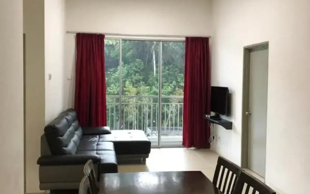 Golden Hill 1 Room Apt at Night Market - photo 4