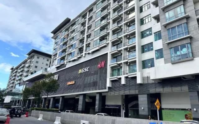 Mizu Homestay at KK Times Square by R2 - photo 5