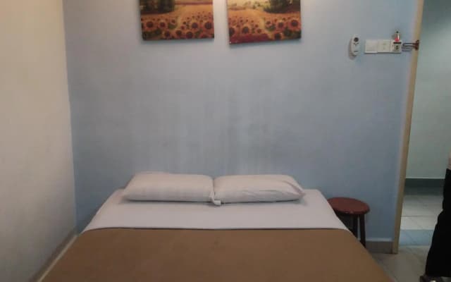 Dragon Inn Premium Hotel ( J.B) Sdn Bhd - photo 2
