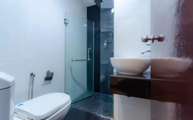 WF Hotel - photo 4