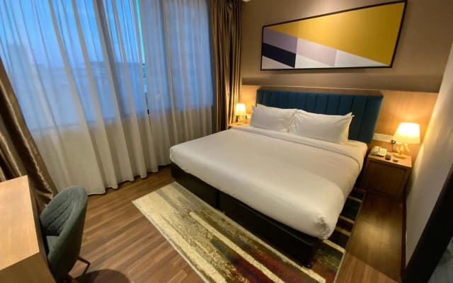 Fives Hotel Johor Bahru City Centre - photo 3