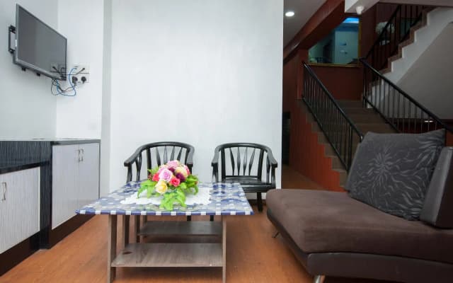OYO 881 Bintang Square Hotel - photo 4