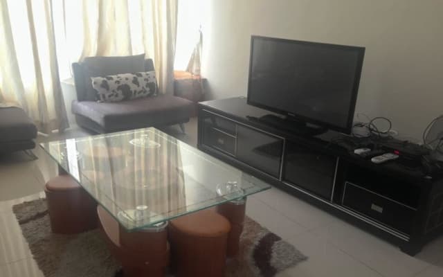 Royal Apartments at Taragon KL - photo 4