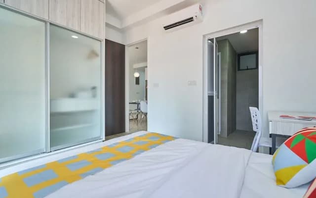 Oyo Home 1135 Magnificent 1Br Kenwingston - photo 3