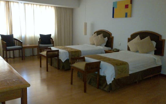Kemena Plaza Hotel - photo 4