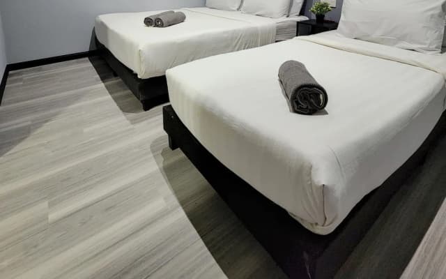 Gurney Coast Guest House by Sky Hive - photo 3