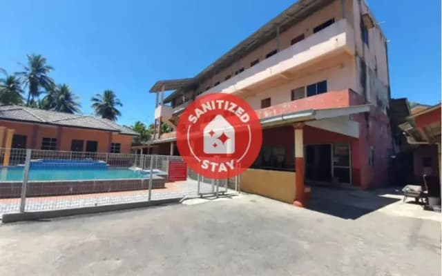 SPOT ON 90242 Sri Pantai Resort - photo 5