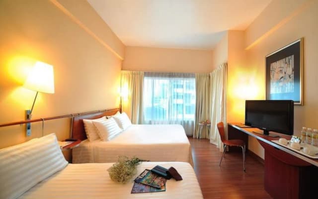 Alpha Genesis Hotel - photo 4