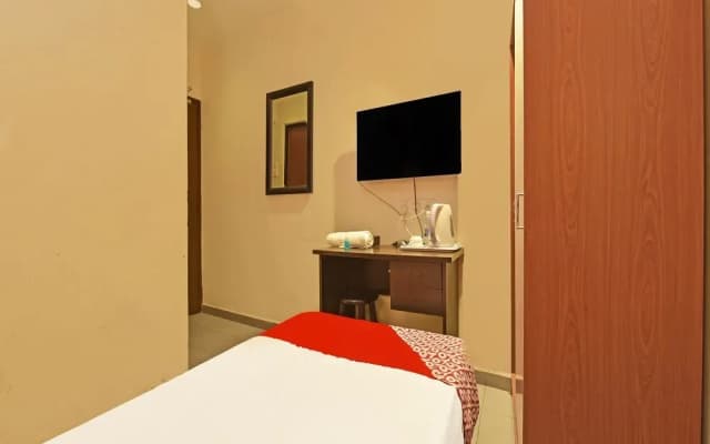 OYO 90510 Hotel Sahara - photo 3
