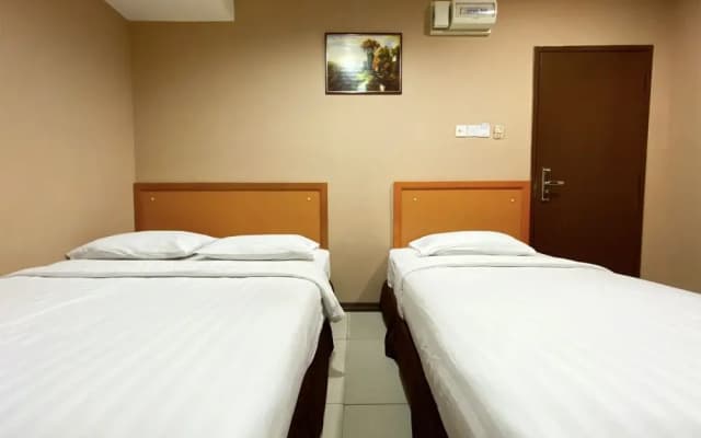 OYO 90108 Hotel Kaya - photo 3