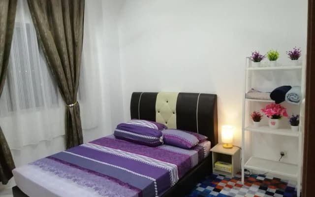 Onies Homestay Lumut Manjung - photo 4