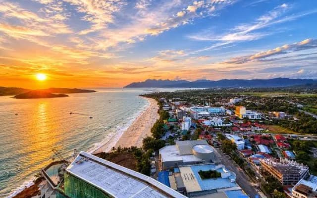 Assana Seaview Suites | 1 min Doorstep to Beachfront (Pantai Cenang & Pantai Tengah), Langkawi - photo 2