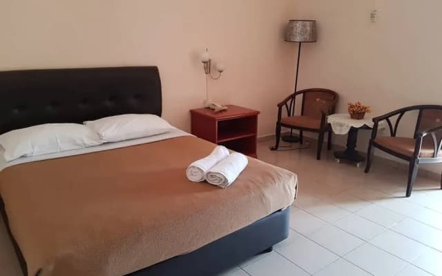Desa Inn Hotel - photo 3