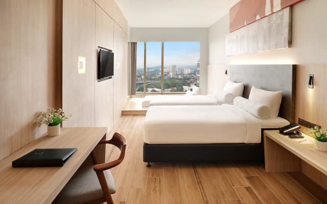 Ibis Kuala Lumpur City Centre Hotel - photo 5