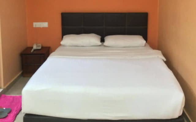 CK Hotel - photo 2