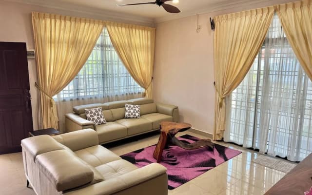 Spacious 4-bedroom House in Tebrau City, Johor Bahru - photo 5
