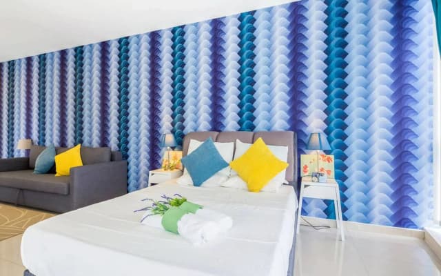 Chrisenbel Suites - Pinnacle PJ - photo 4