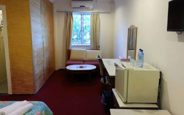 Easy Hotel - photo 4