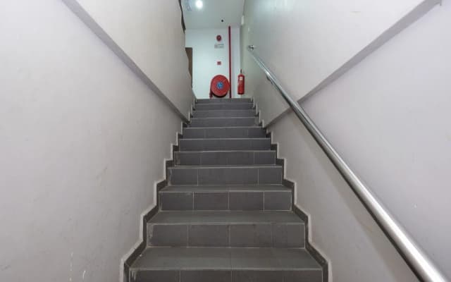 Marjan Hotel by OYO Rooms - photo 3
