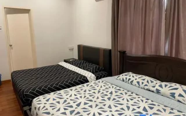 Shamrock Beach Villa Penang No19 Sleeps 22 - photo 2