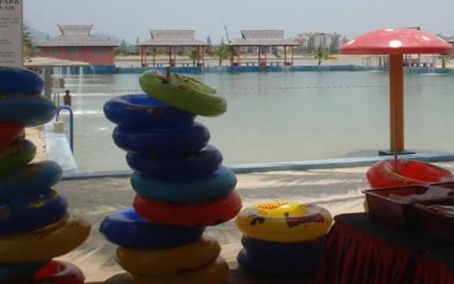 Days Inn Resort by Wyndham Lumut Marina Cove - photo 5