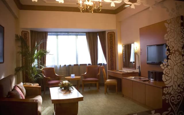 Hotel Centrepoint (Self Check In After 5PM) - photo 5