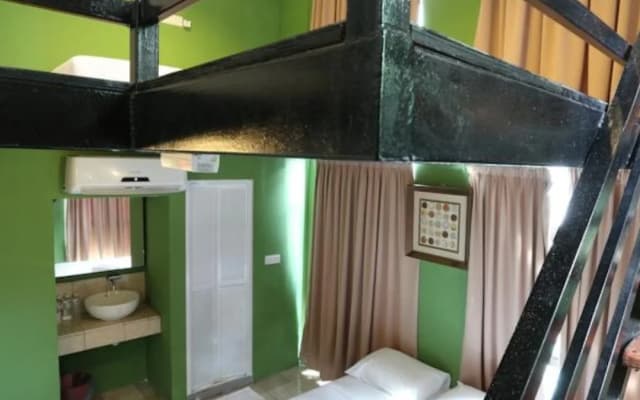 Hotel New Town USJ Sentral - photo 5
