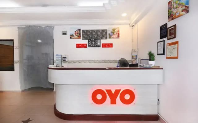 OYO 90893 Hotel 68 Kampung Lapan - photo 2