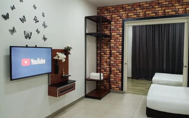 Ipoh Octagon Homestay - photo 4