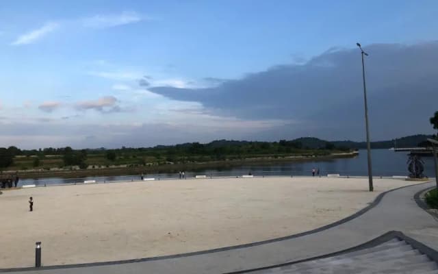 Teega Residence @ Cosy Seafront Living - photo 2