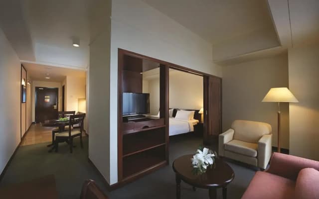 Comfort Service Apartment At Times Square - photo 5